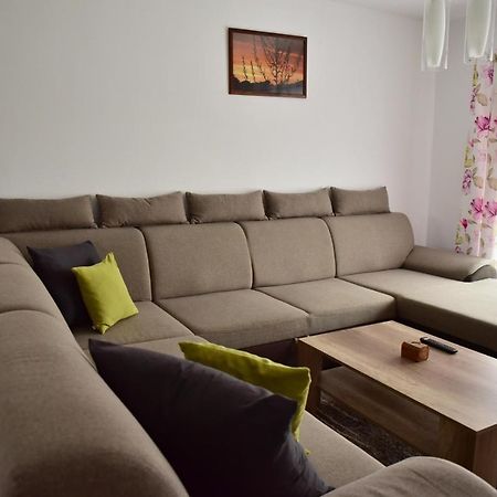 Apartman Lukov Lukov  Luaran gambar